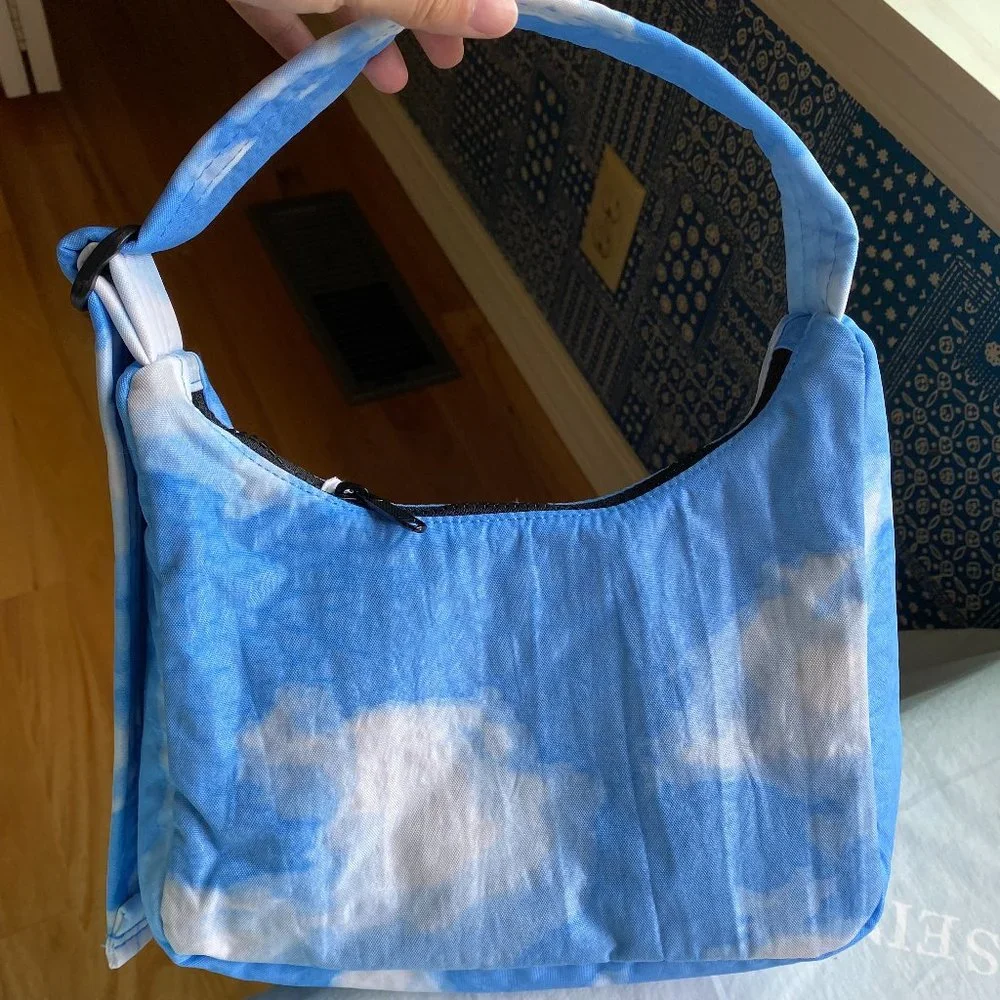 NWT BAGGU Mini Nylon Shoulder Bag - Clouds - Picture 2 of 8